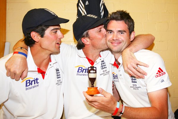 Cook, Swann & Anderson with Ashes Urn 