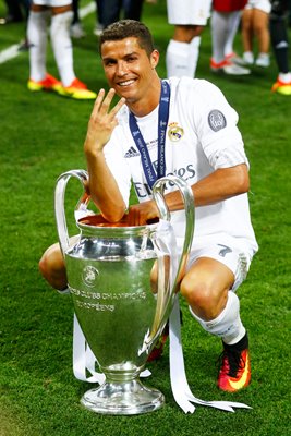  Cristiano Ronaldo Real Madrid triple Champions League winner 