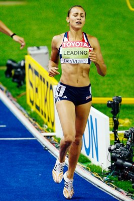 Jessica Ennis wins 800m and Gold