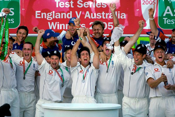 England 2005 Ashes Winners Oval