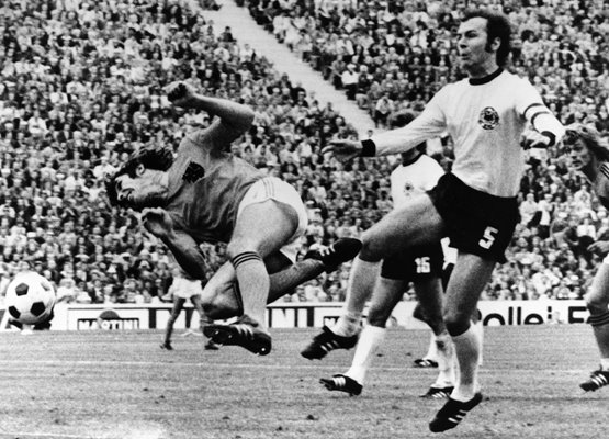 Beckenbauer tackle v Holland 1974