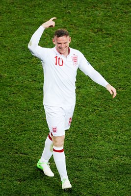 Wayne Rooney celebrates goal v Ukraine EURO 2012