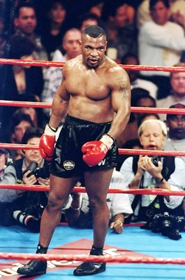 Mike Tyson v Evander Holyfield MGM Grand Las Vegas 1996