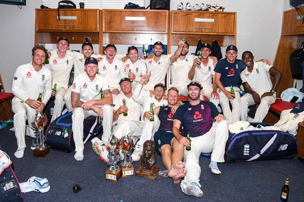 England celebrate Test Series win v South Africa Johannesburg 2020