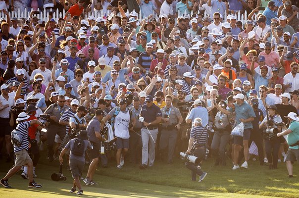 Fans swarm Phil Mickelson 18th Hole Final Round USPGA 2021