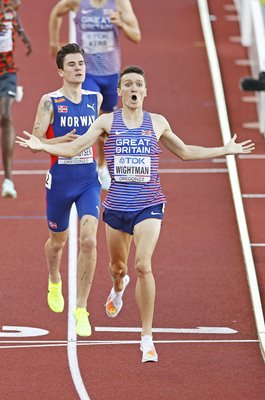 Jake Wightman Great Britain celebrates World 1500m win 2022