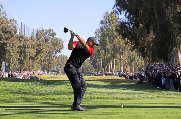 Tiger Woods USA drives 11th tee Genesis Invitational Riviera 2023