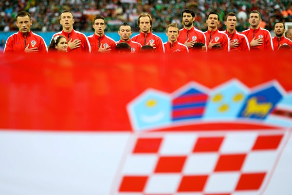 Croatia players sing the anthem 2014 World Cup 