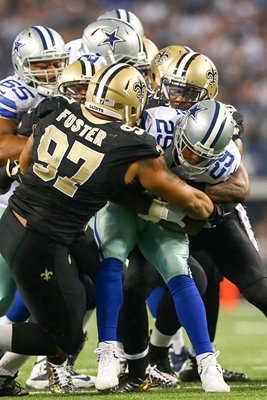 DeMarco Murray tackeld by New Orleans Saints 