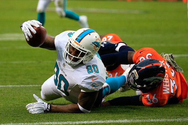 Dion Sims Dolphins v Broncos