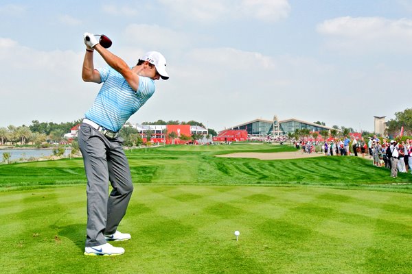 Rory McIlroy 9th tee Abu Dhabi Golf Club 2014