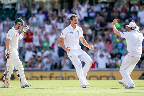 Chris Tremlett celebrates at SCG - 2010 Ashes