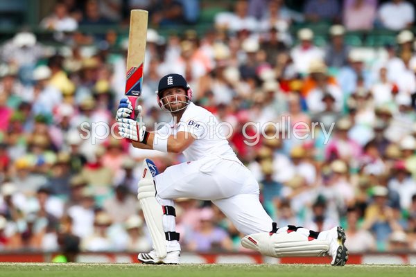 Matt Prior batting - SCG - 2010 Ashes