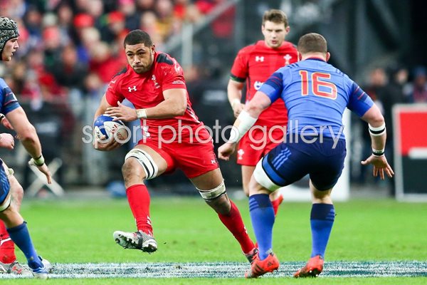 Taulupe Faletau Wales v France Paris 2015