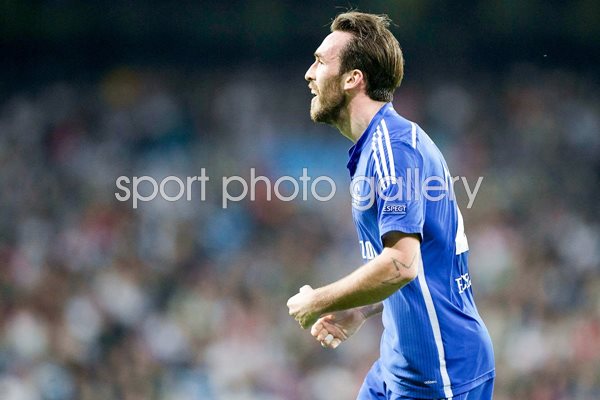 Christian Fuchs FC Schalke 04 goal