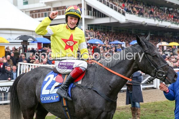 Sam Twiston-Davies &  Aux Ptits Soin 2015