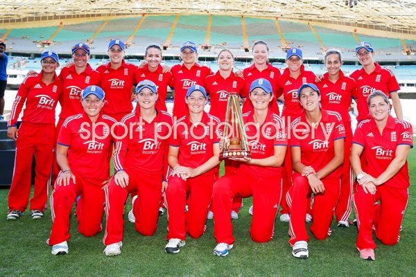 Charlotte Edwards England Women's Ashes Winners 2014