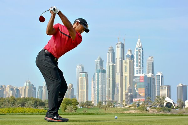 Tiger Woods drives Omega Dubai Desert Classic 2014