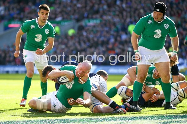 Paul O'Connell Ireland scores v Scotland Murrayfield 6 Nations 2015