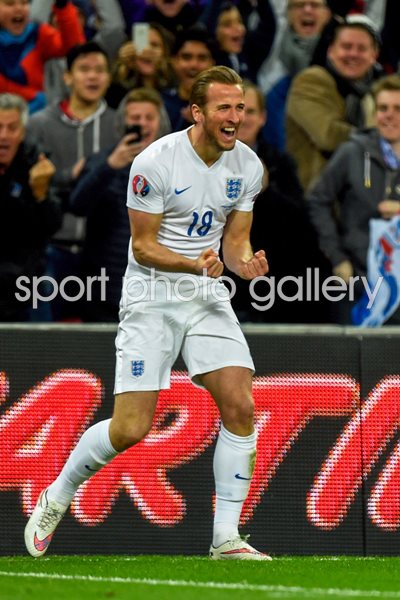 2015 Harry Kane England v Lithuania 