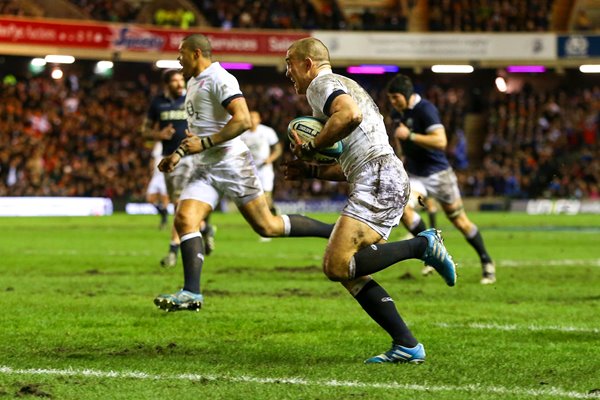 Mike Brown England scores v Scotland Murrayfield 6 Nations 2014