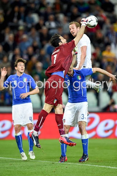 Gianluigi Buffon Italy v England 2015