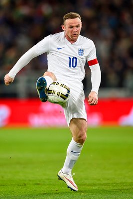 Wayne Rooney England v Italy 2015