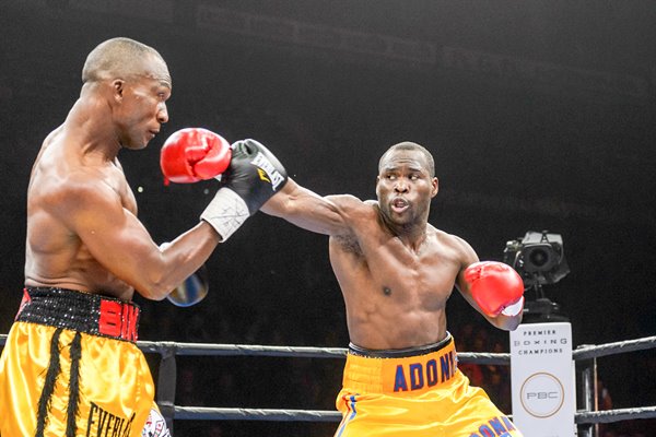 Adonis Stevenson v Sakio Bika Quebec 2015