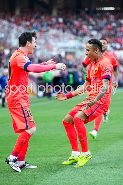 Messi&Neymar celebrate Barcelona 
