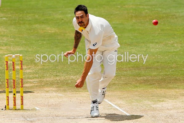 Mitchell Johnson bowls Australia v South Africa Centurion 2014