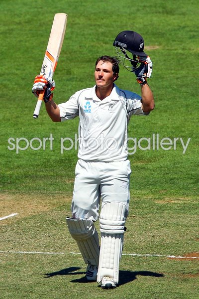 BJ Watling New Zealand v India Wellington 2014