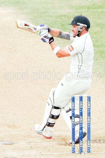 Brendon McCullum New Zealand 300 v India Wellington 2014