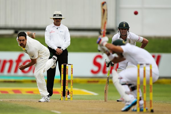 Mitchell Johnson bowls to JP Duminy South Africa 2014