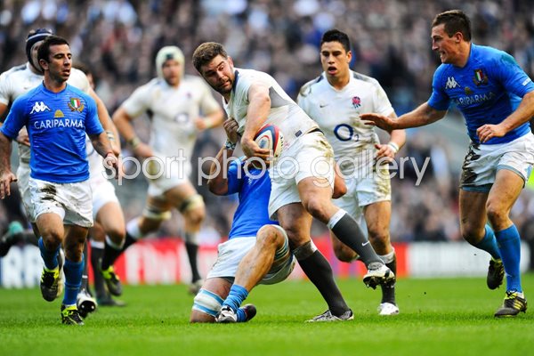 Nick Easter offloads v Italy 6 Nations 2011
