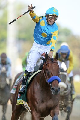 American Pharoah wins 2015 Kentucky Derby Churchill Downs