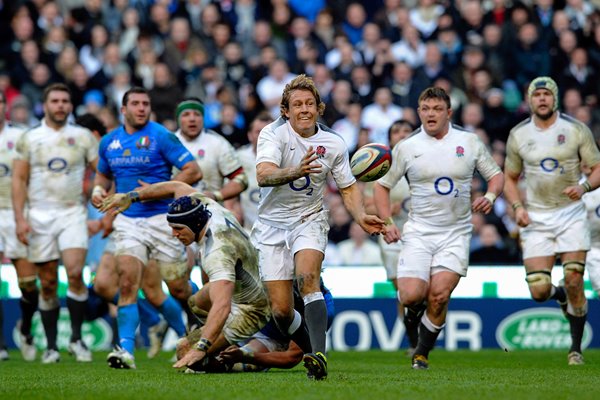 Jonny Wilkinson action v Italy 6 Nations 2011