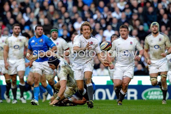 Jonny Wilkinson action v Italy 6 Nations 2011