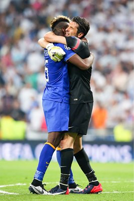 Paul Pogba & Gianluigi Buffon Juventus v Real Madrid Bernabeu 2015