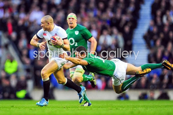 Rob Kearney tackles Mike Brown England Twickenham 2014