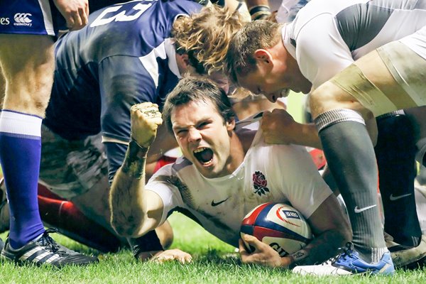 Ben Foden scores v France - Twickenham 2011