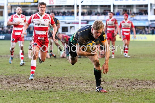 Will Hooley scores Northampton Saints v Gloucester 2014