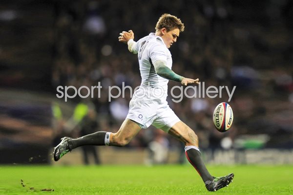 Toby Flood action v France - 6 Nations 2011