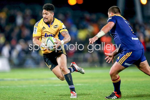 Ardie Savea Hurricanes v Highlanders 2015