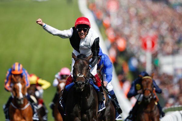 Frankie Dettori Wins the Derby 2015