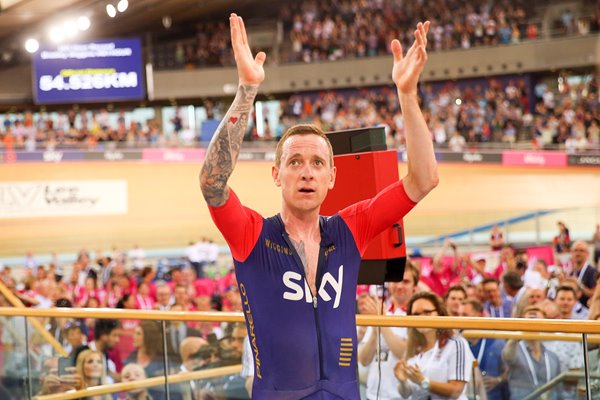 Sir Bradley Wiggins UCI Hour Record Attempt 2015