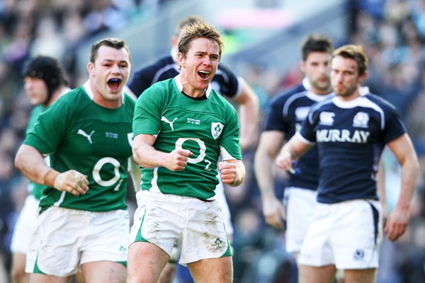 Eoin Reddan scores v Scotland Six Nations 2011