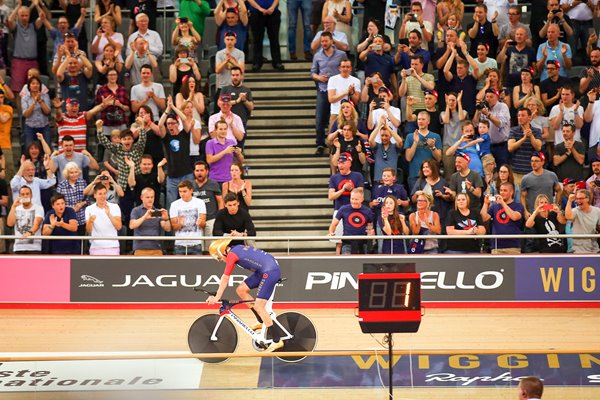 Sir Bradley Wiggins UCI Hour Record Attempt 2015