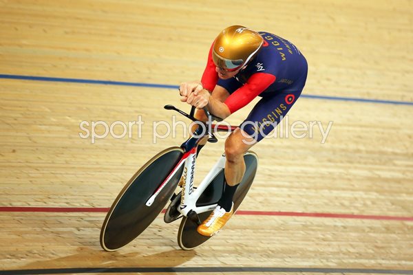 Sir Bradley Wiggins UCI Hour Record Attempt 2015
