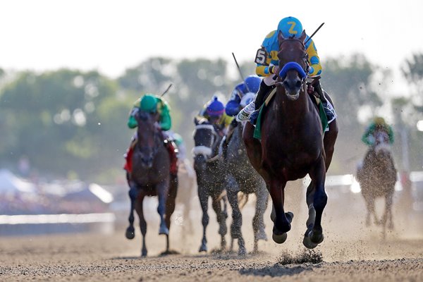 American Pharoah wins 147th Belmont Stakes 2015