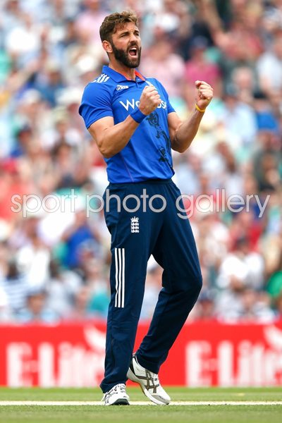 Liam Plunkett England v New Zealand ODI Oval 2015